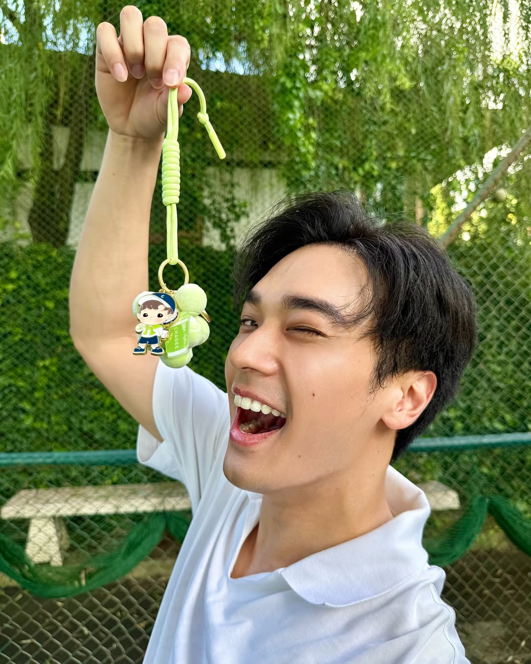 โอบ - โอบนิธิ วิวรรธนวรางค์