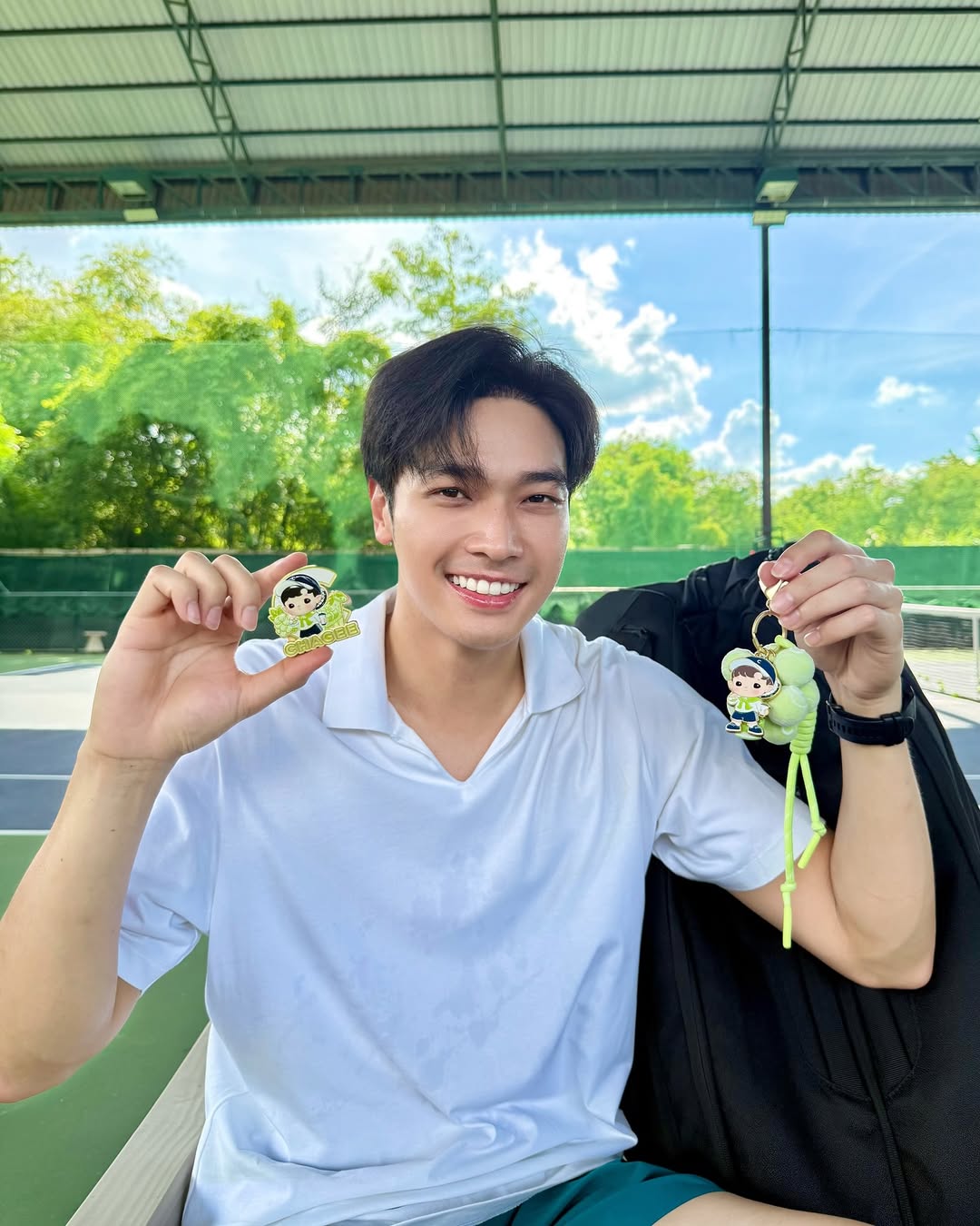 โอบ - โอบนิธิ วิวรรธนวรางค์