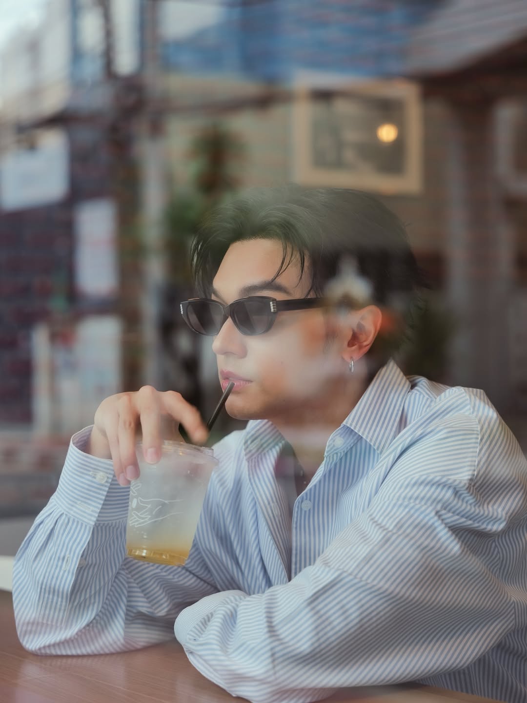 โอบ - โอบนิธิ วิวรรธนวรางค์