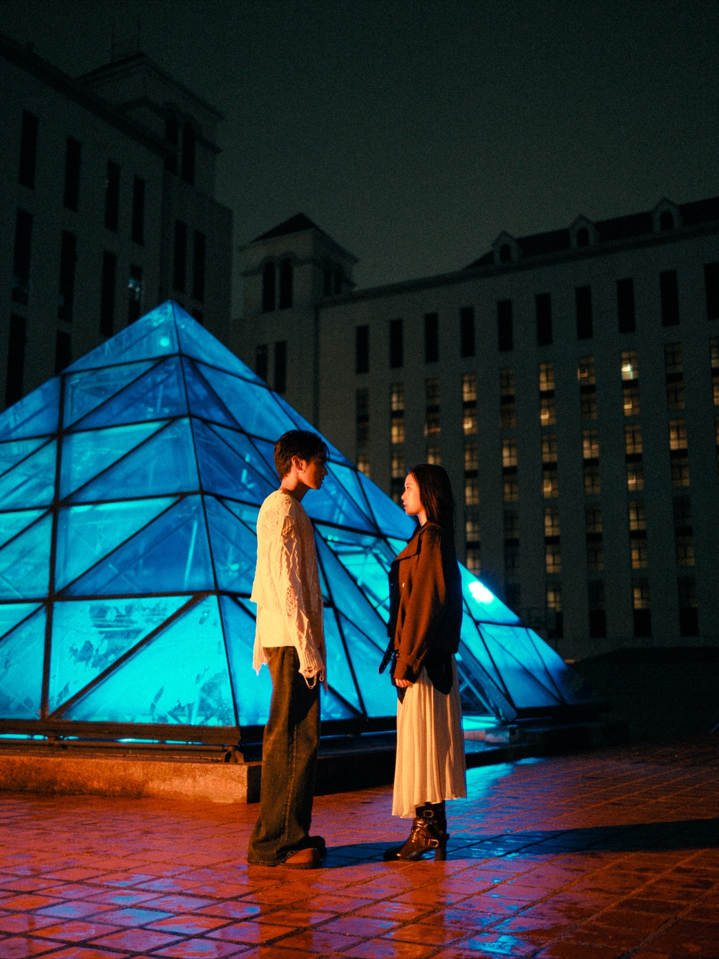 โอบ - โอบนิธิ วิวรรธนวรางค์