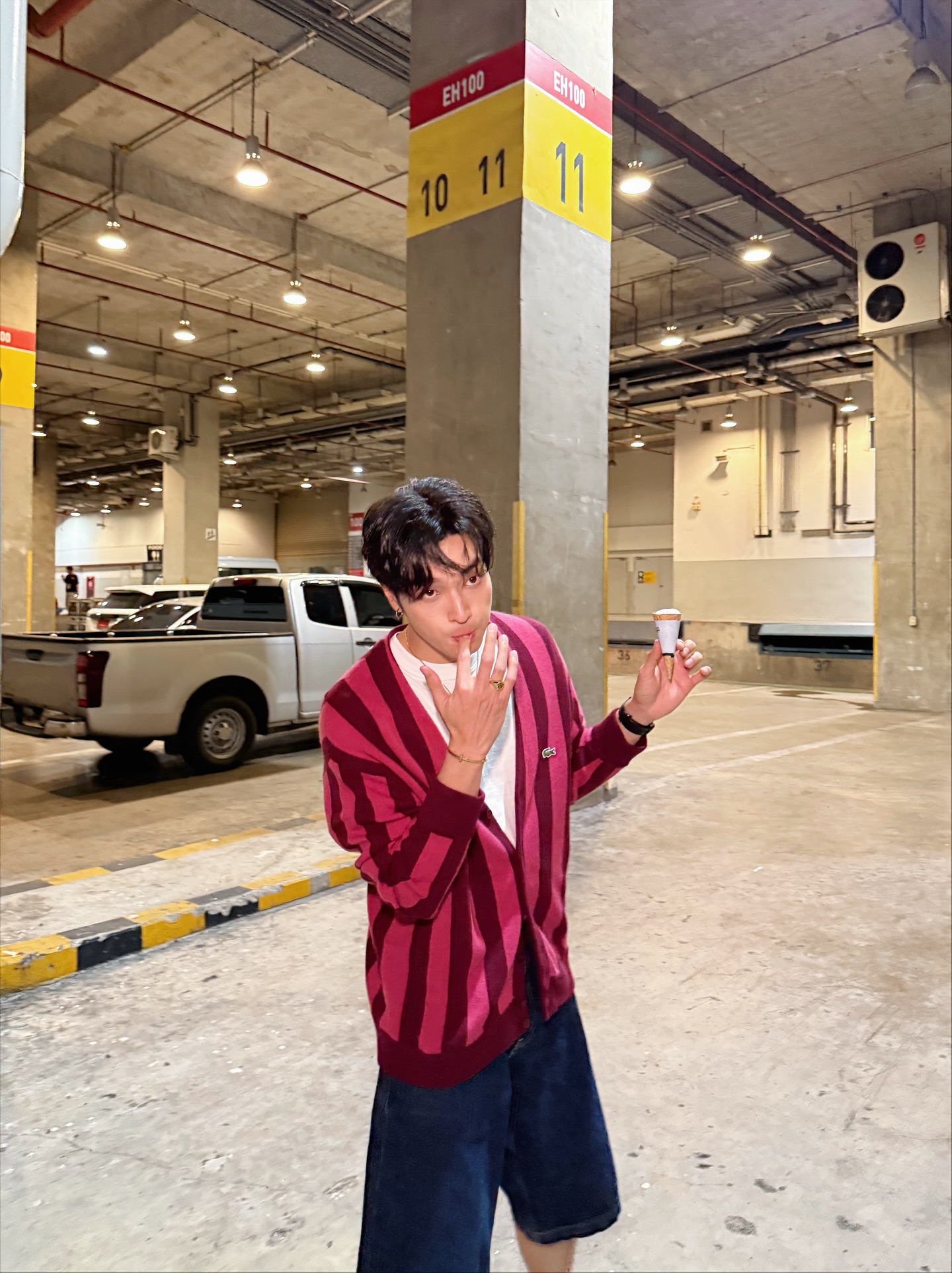 โอบ - โอบนิธิ วิวรรธนวรางค์