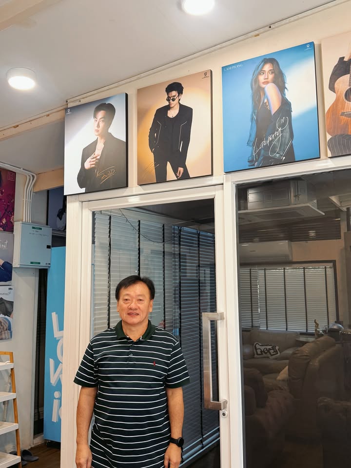 โอบ - โอบนิธิ วิวรรธนวรางค์