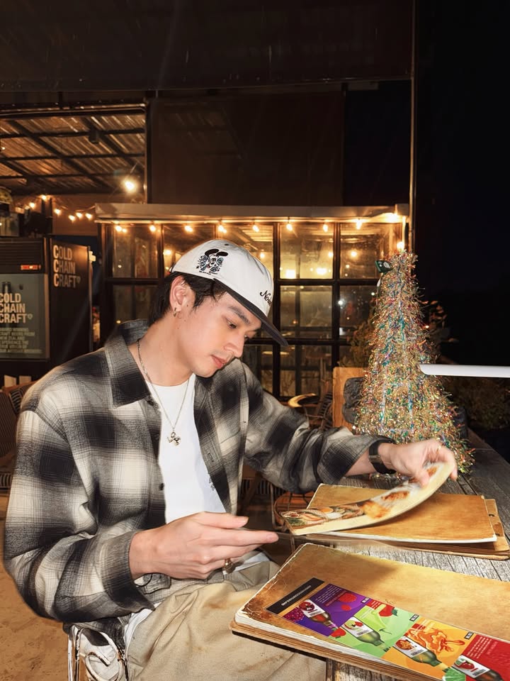 โอบ - โอบนิธิ วิวรรธนวรางค์