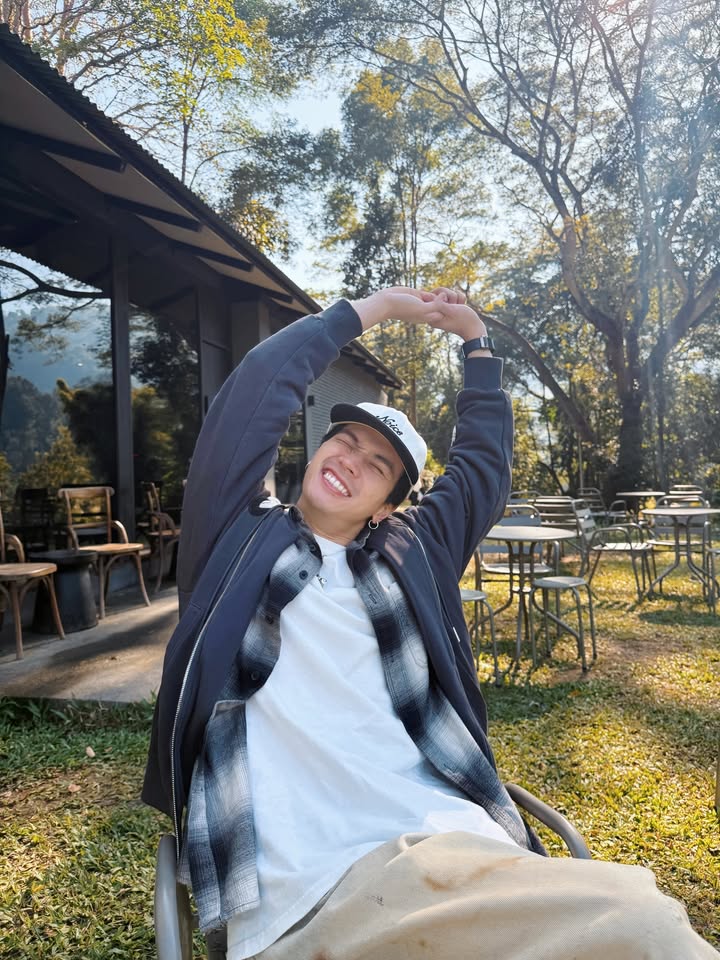 โอบ - โอบนิธิ วิวรรธนวรางค์