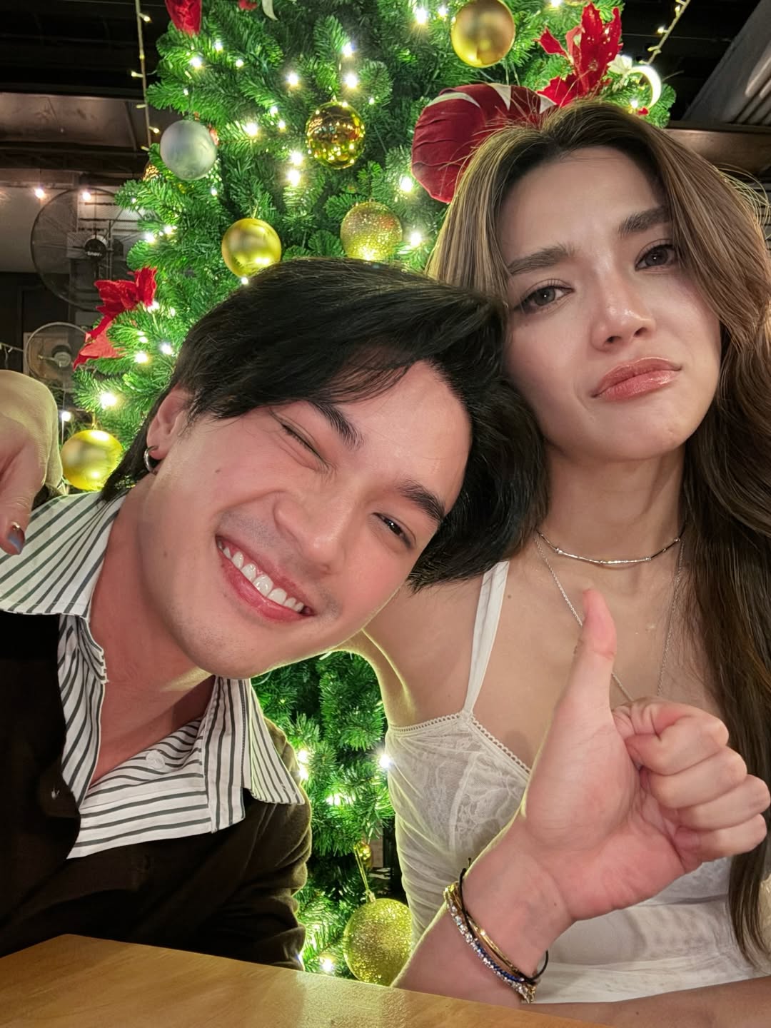 โอบ - โอบนิธิ วิวรรธนวรางค์