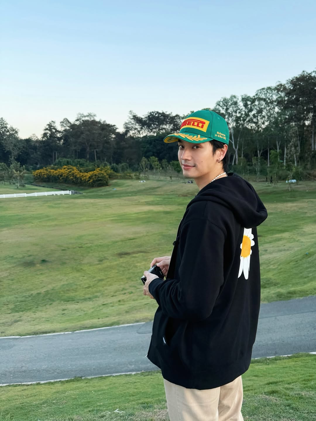 โอบ - โอบนิธิ วิวรรธนวรางค์