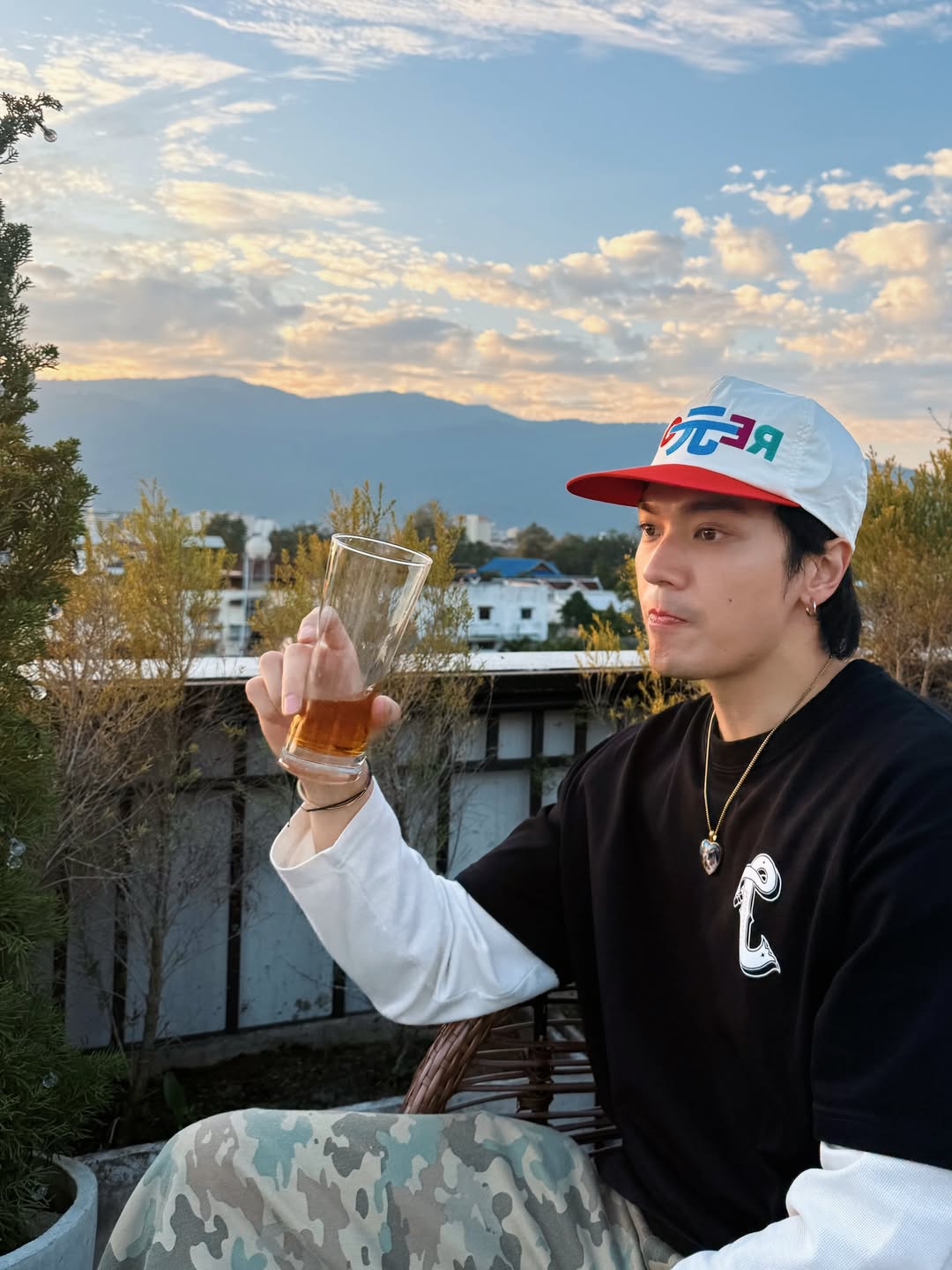 โอบ - โอบนิธิ วิวรรธนวรางค์