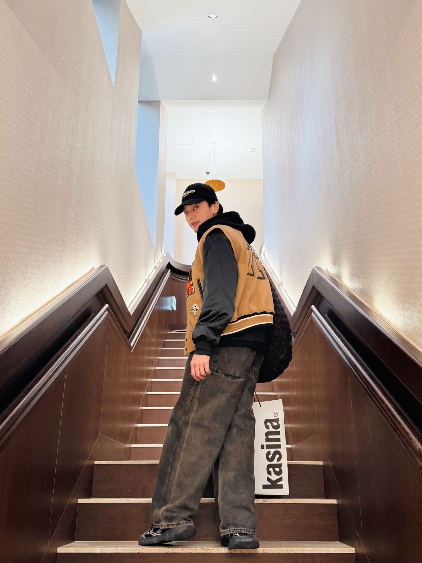 โอบ - โอบนิธิ วิวรรธนวรางค์