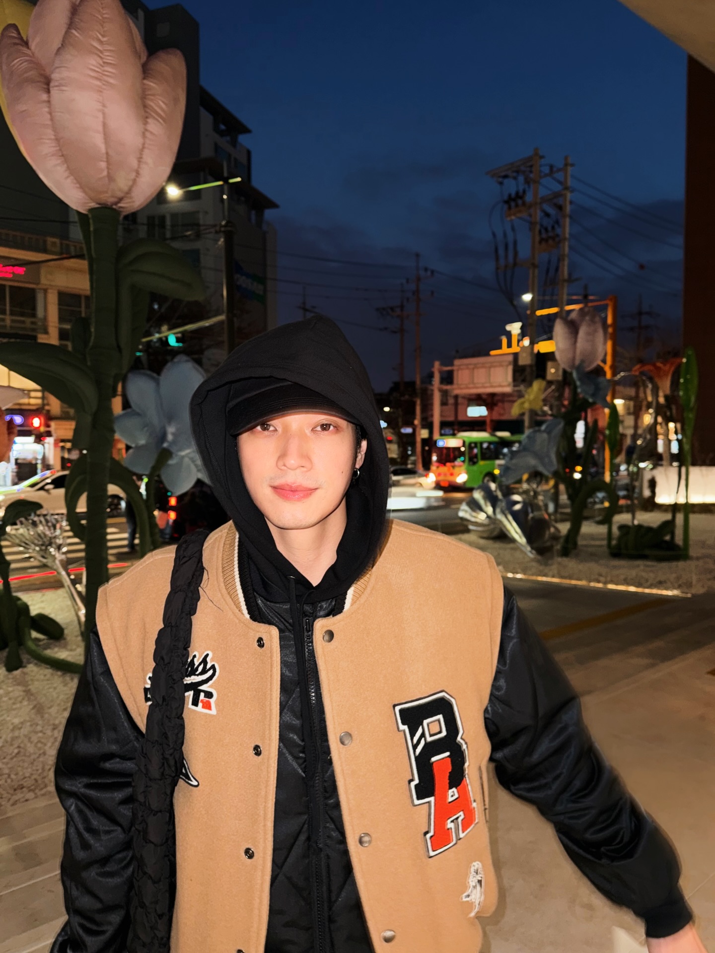 โอบ - โอบนิธิ วิวรรธนวรางค์