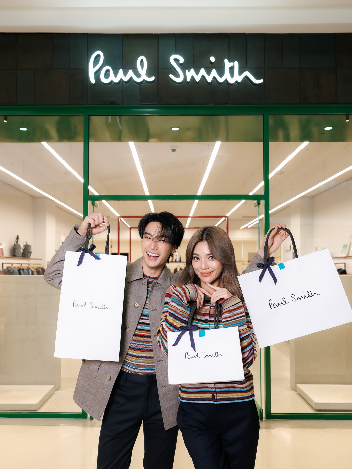 โอบ - โอบนิธิ วิวรรธนวรางค์