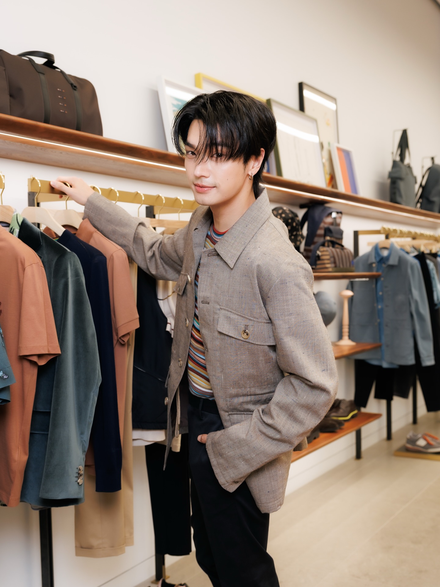 โอบ - โอบนิธิ วิวรรธนวรางค์