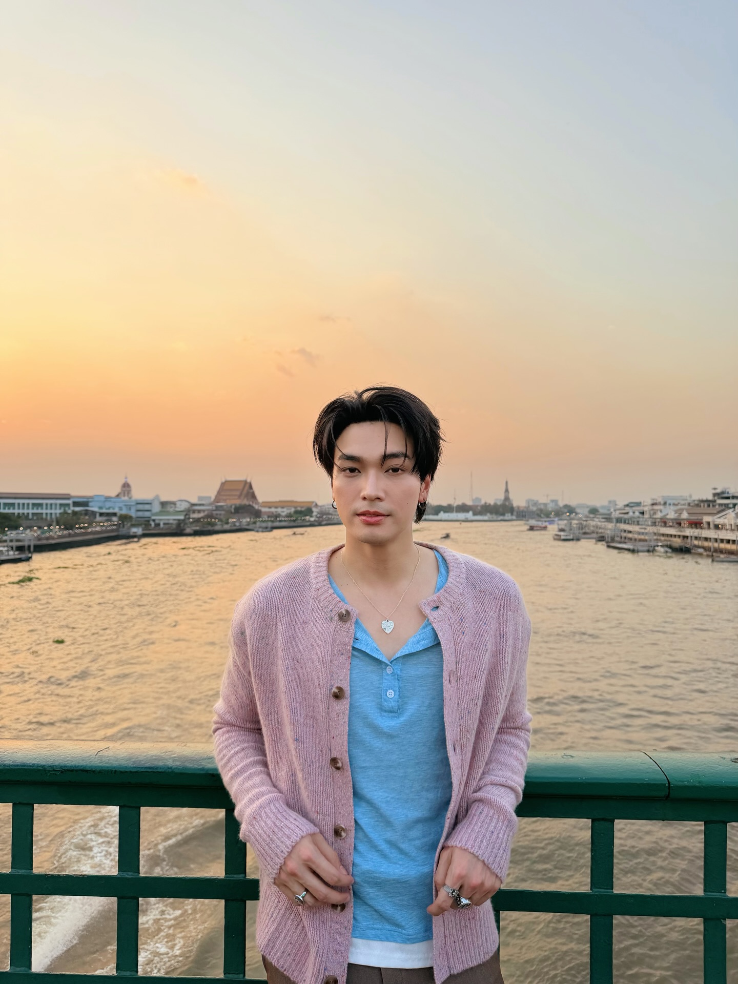 โอบ - โอบนิธิ วิวรรธนวรางค์