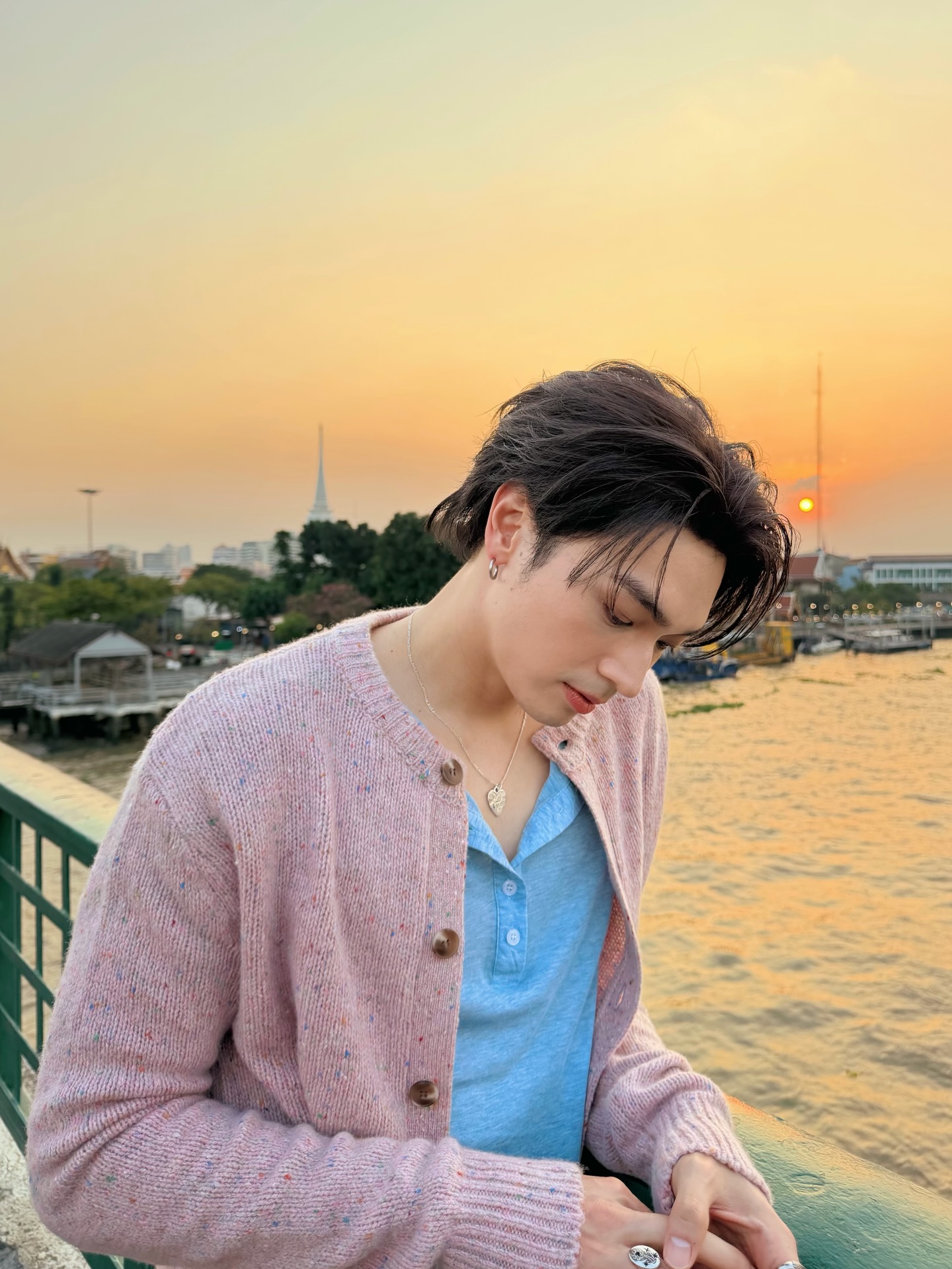 โอบ - โอบนิธิ วิวรรธนวรางค์