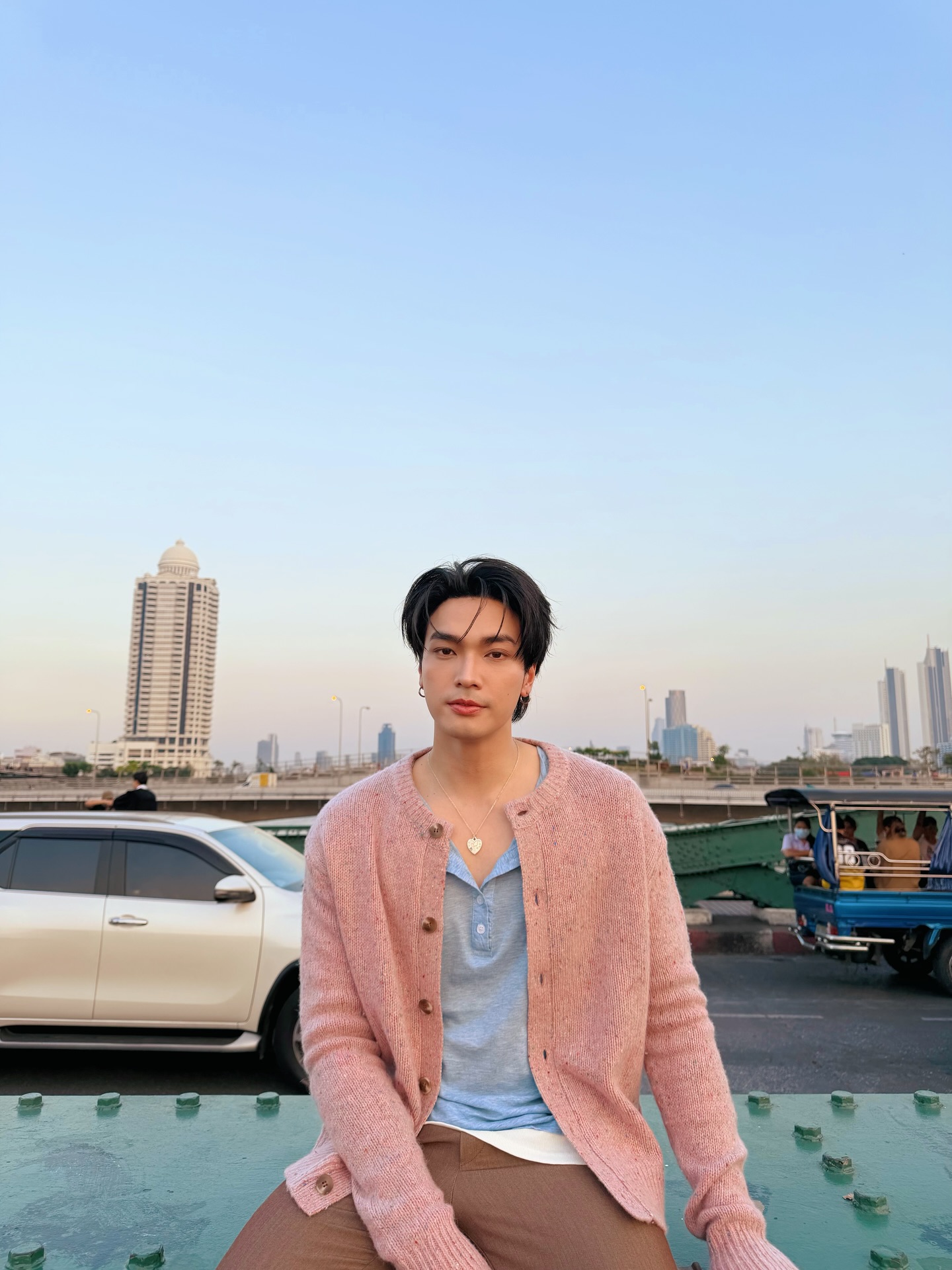 โอบ - โอบนิธิ วิวรรธนวรางค์