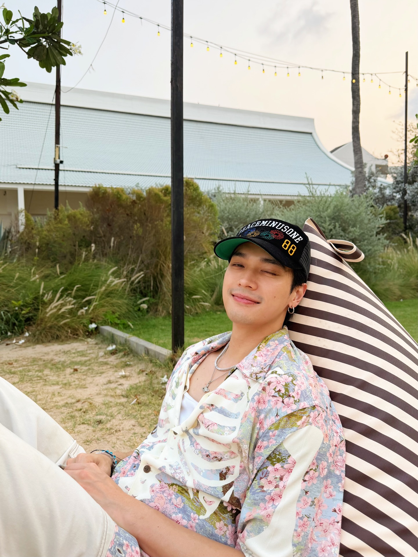 โอบ - โอบนิธิ วิวรรธนวรางค์