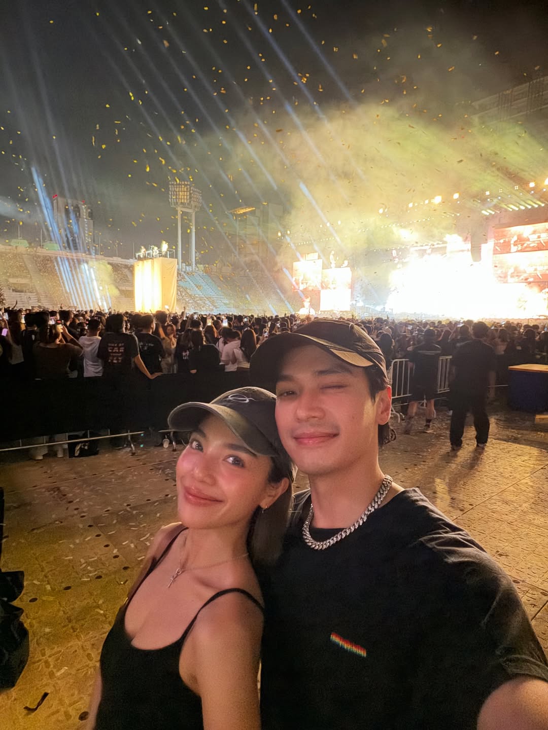 โอบ - โอบนิธิ วิวรรธนวรางค์