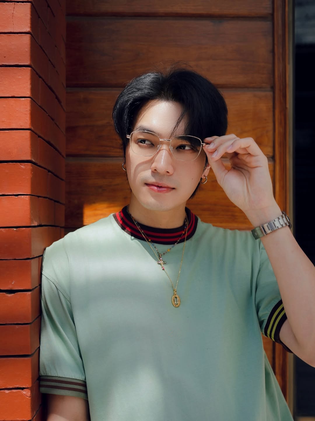 โอบ - โอบนิธิ วิวรรธนวรางค์