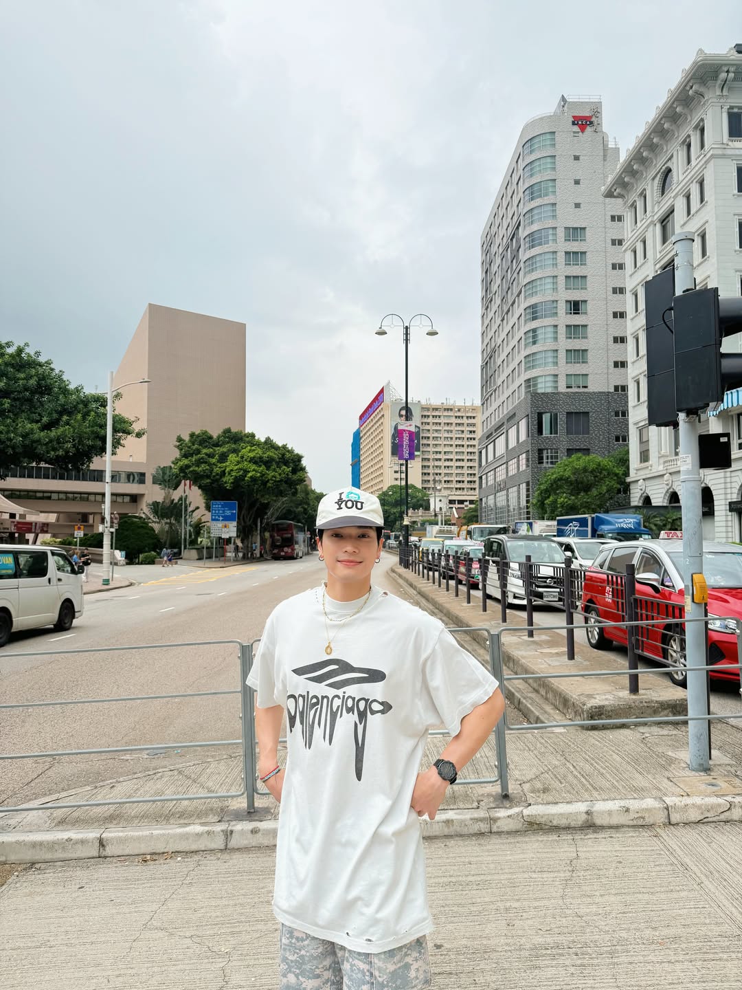 โอบ - โอบนิธิ วิวรรธนวรางค์