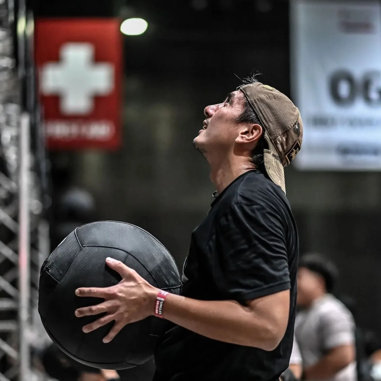 สิงห์ - วรรณสิงห์ ประเสริฐกุล