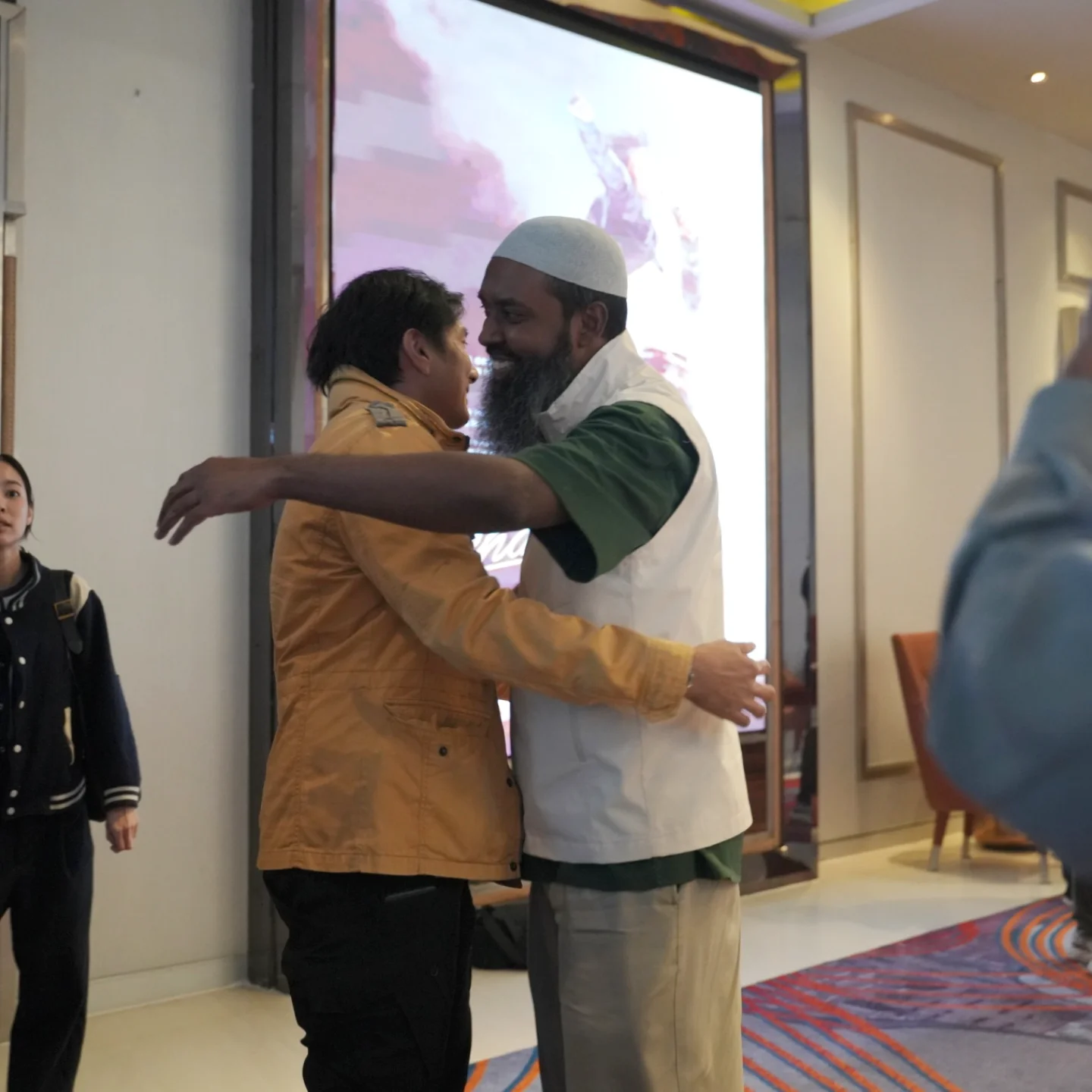 สิงห์ - วรรณสิงห์ ประเสริฐกุล