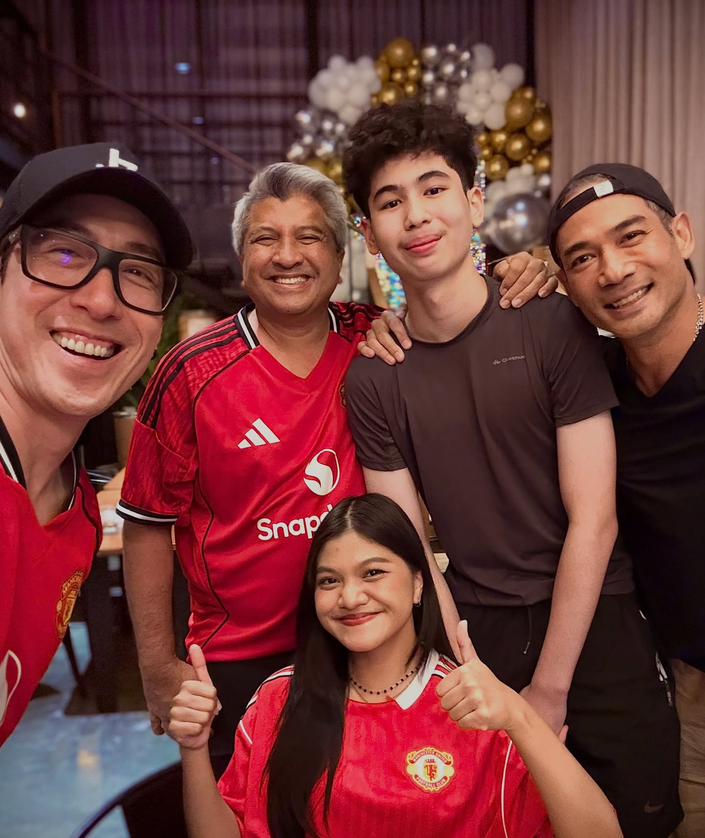 ตุ้ย - ธีรภัทร์ สัจจกุล