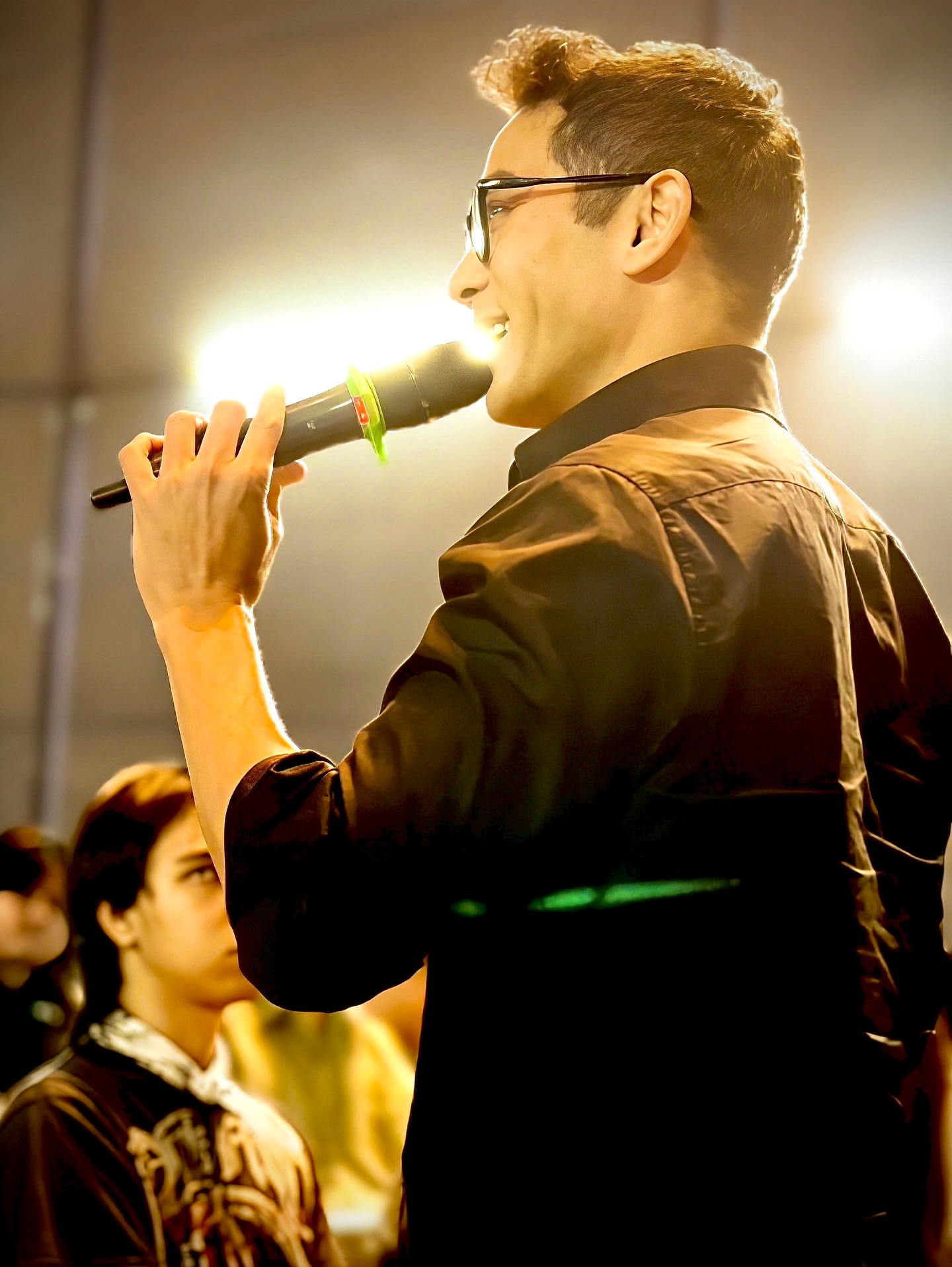 ตุ้ย - ธีรภัทร์ สัจจกุล