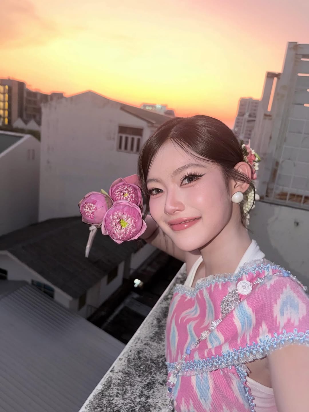 มาเบล - สุชาดา สอนพันธ์