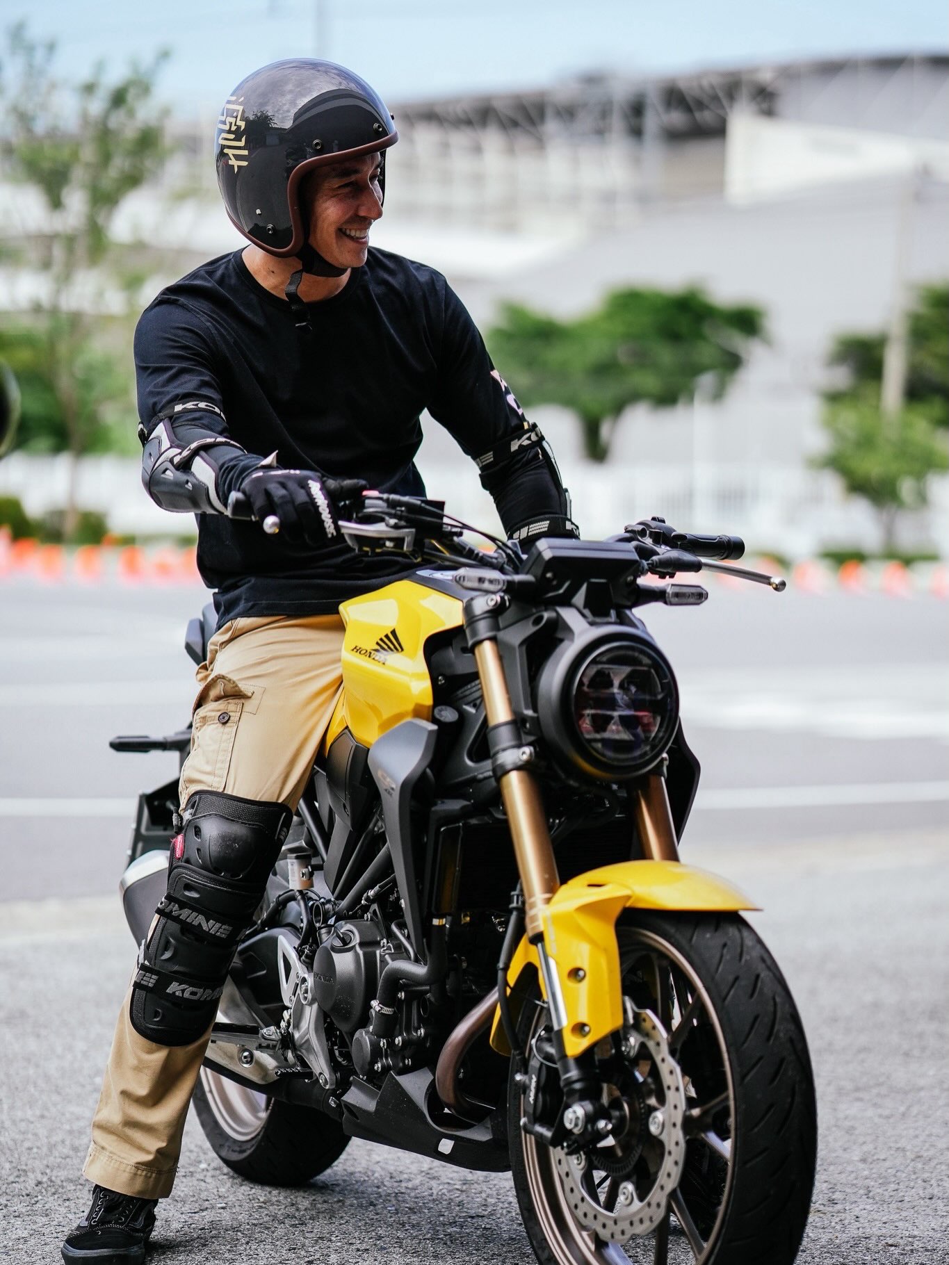 หลุยส์ สก๊อตต์