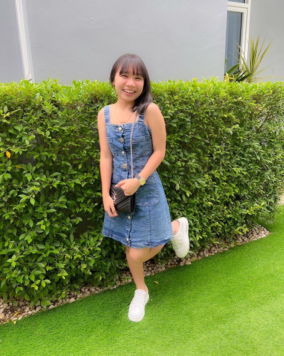 ลิลลี่ - นารีนาท เชื้อแหลม