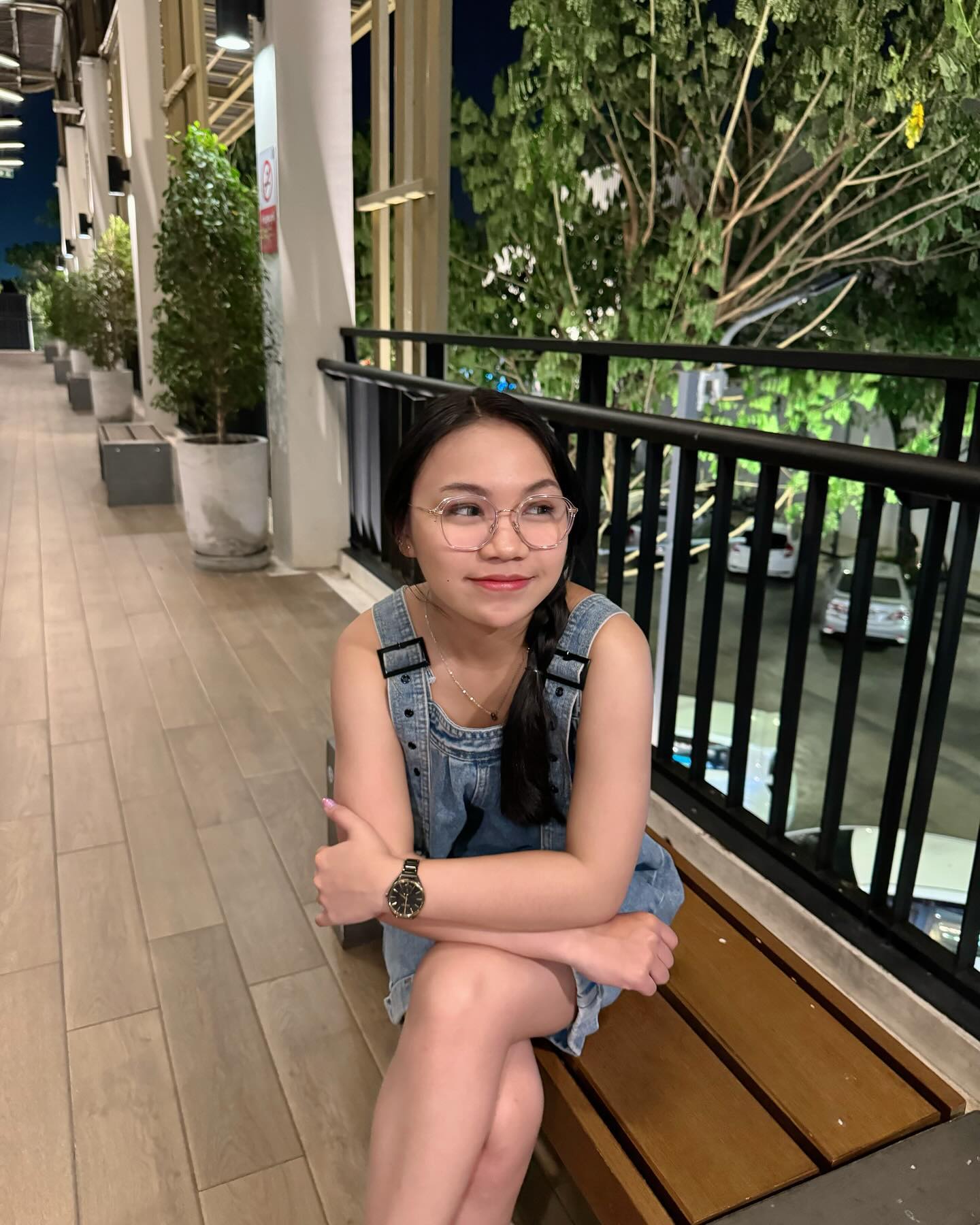 ลิลลี่ - นารีนาท เชื้อแหลม