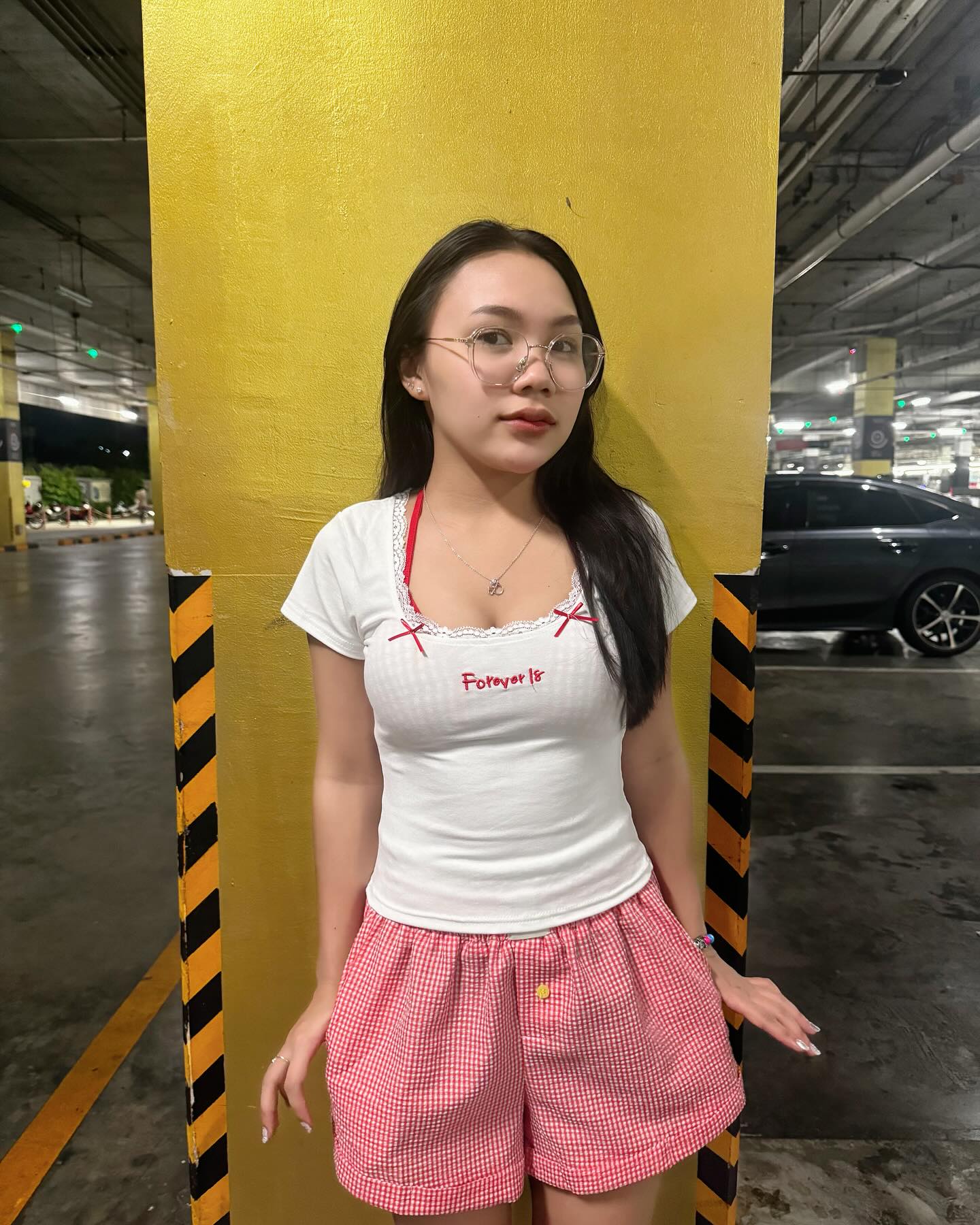 ลิลลี่ - นารีนาท เชื้อแหลม