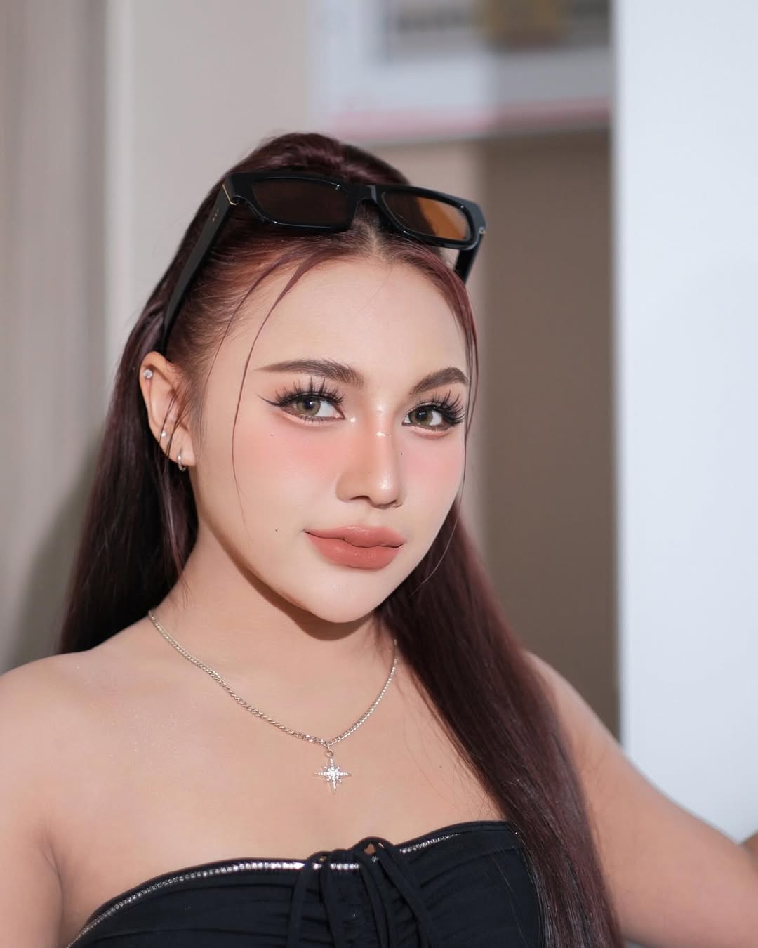 ลิลลี่ - นารีนาท เชื้อแหลม