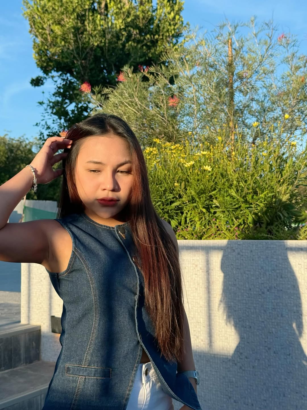 ลิลลี่ - นารีนาท เชื้อแหลม