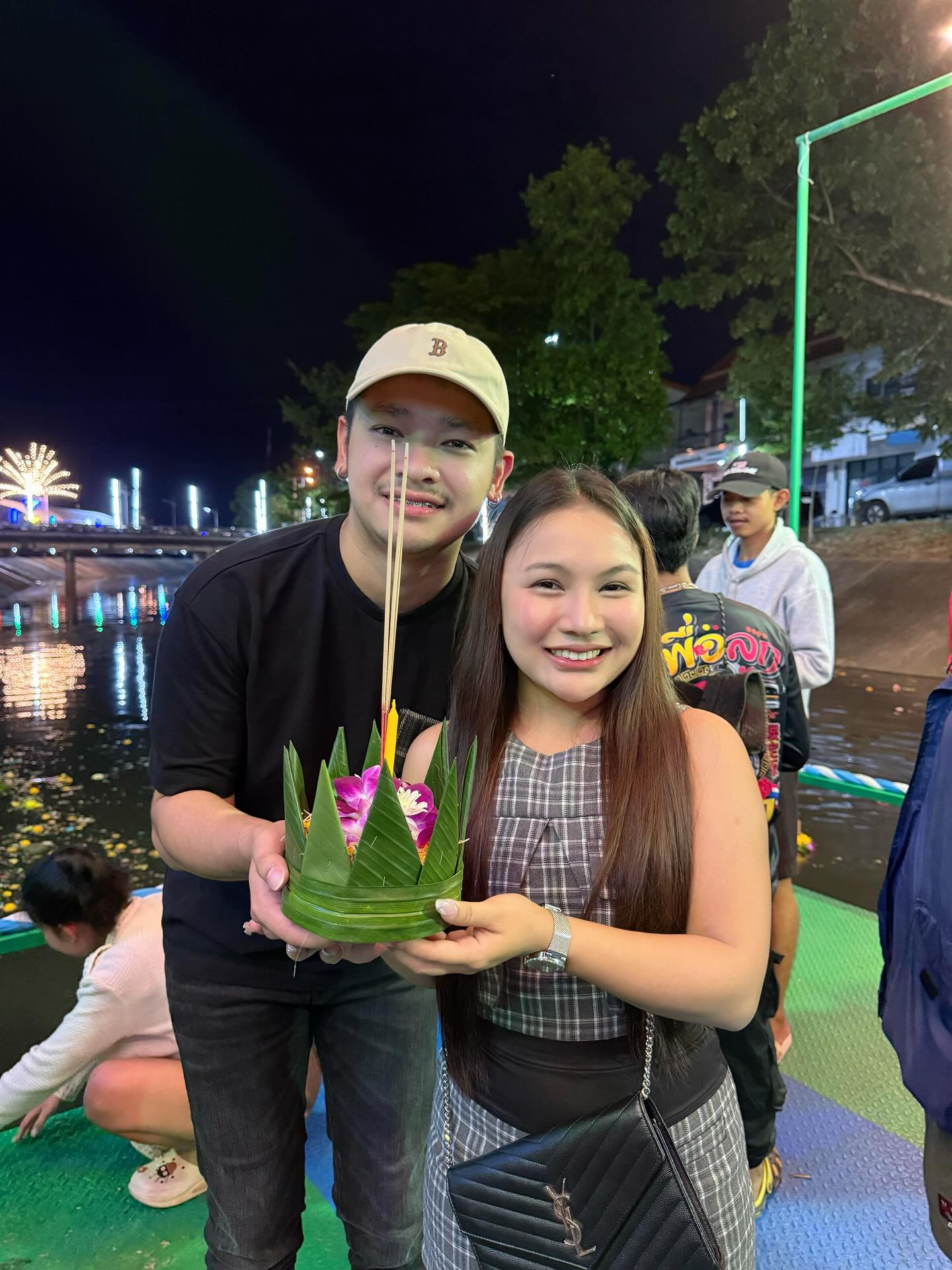 ลิลลี่ - นารีนาท เชื้อแหลม