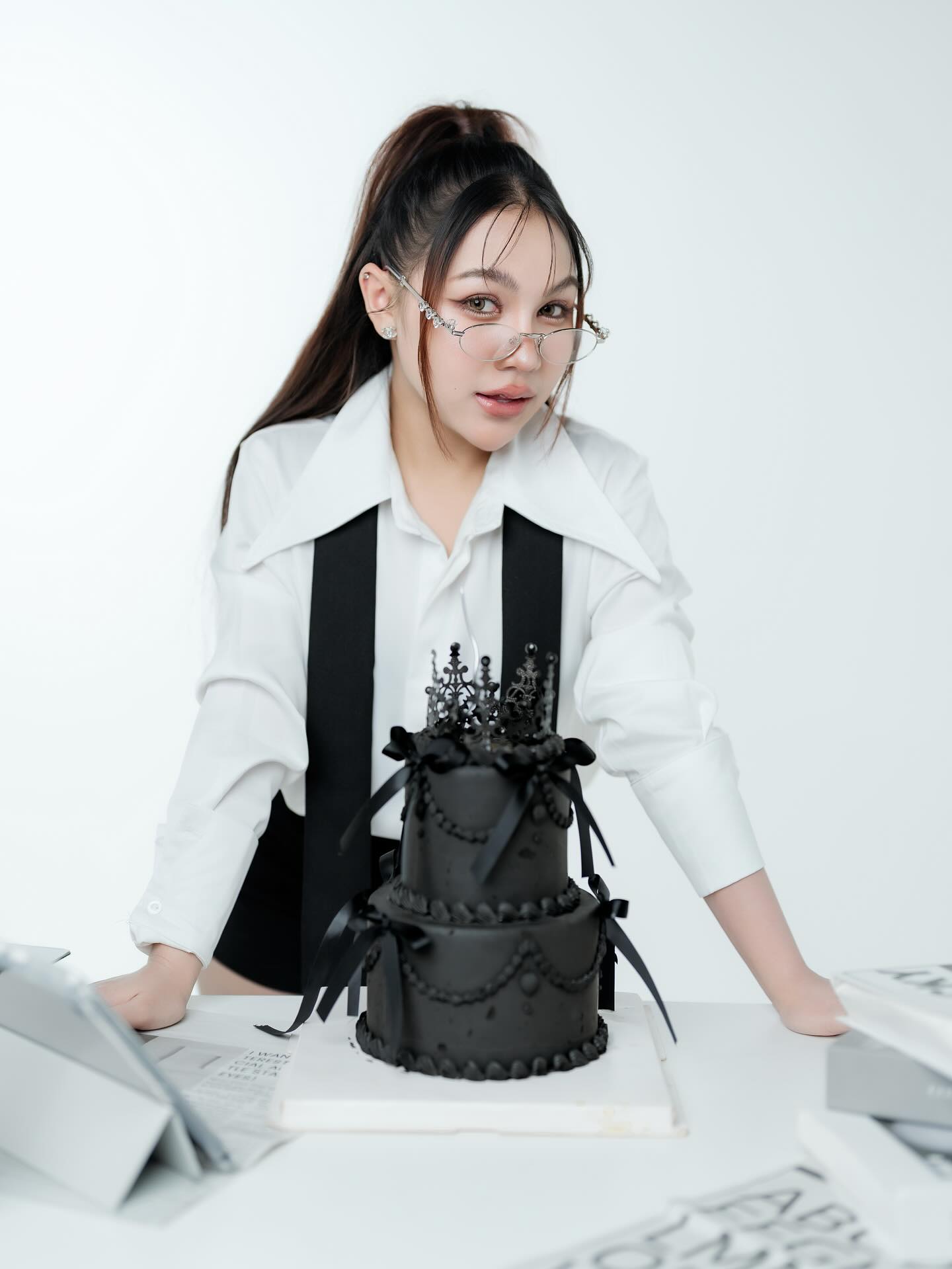 ลิลลี่ - นารีนาท เชื้อแหลม