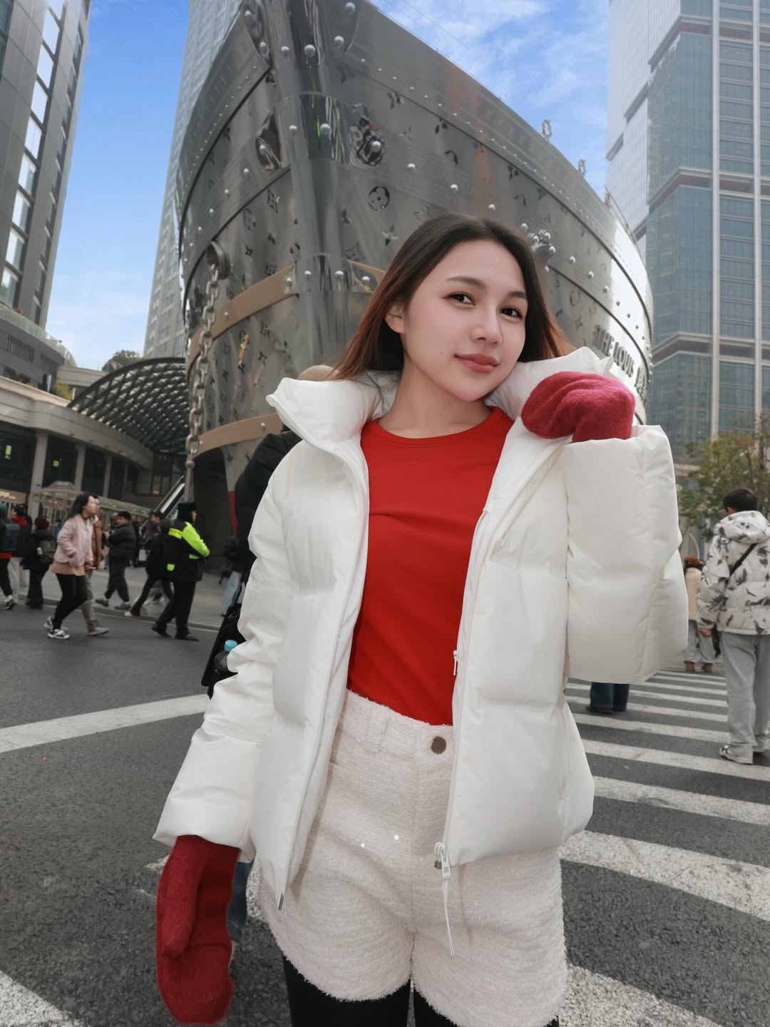 ลิลลี่ - นารีนาท เชื้อแหลม