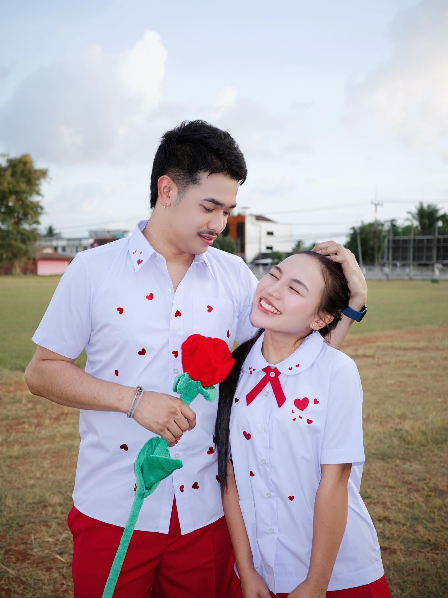 ลิลลี่ - นารีนาท เชื้อแหลม