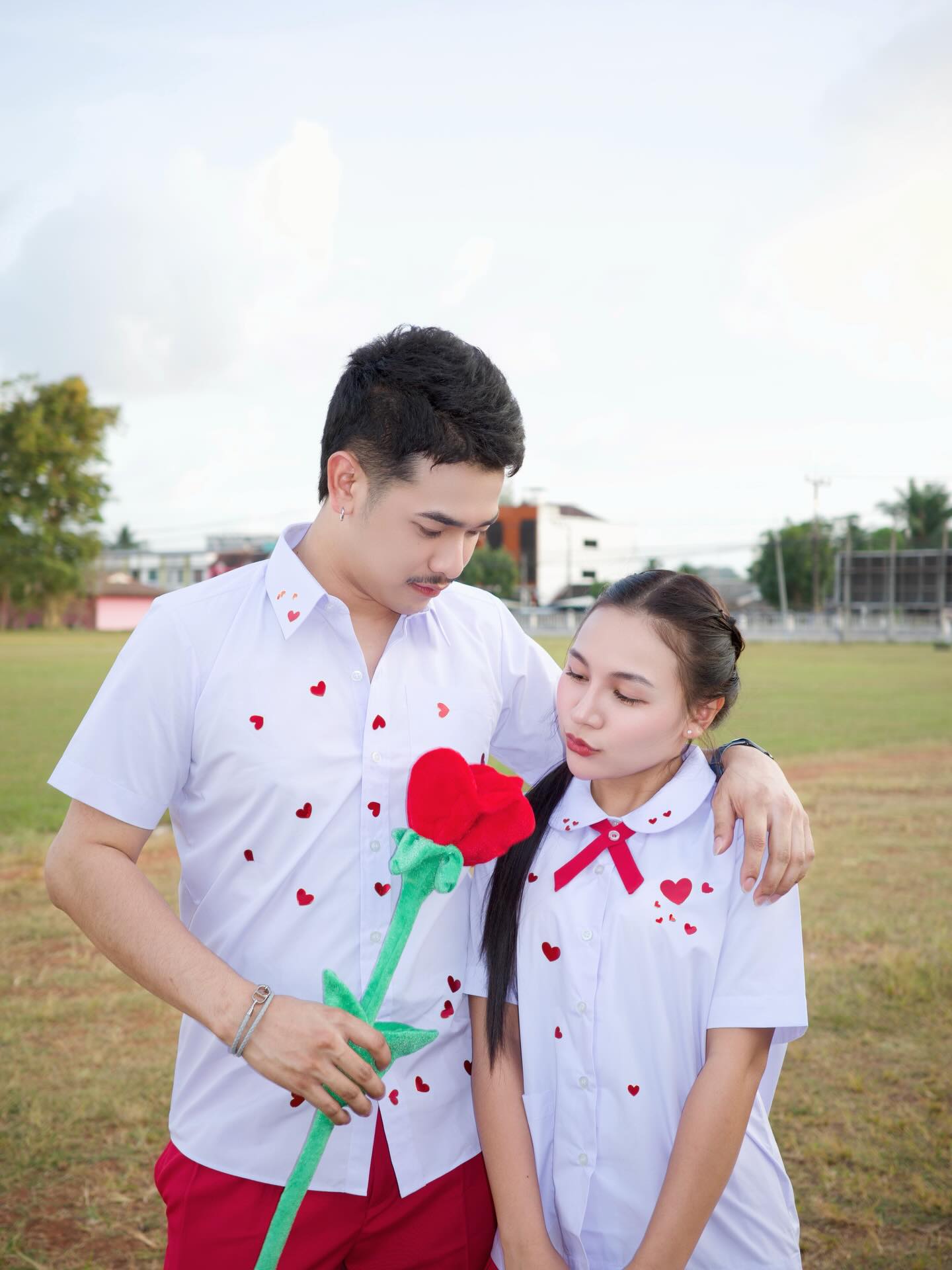 ลิลลี่ - นารีนาท เชื้อแหลม