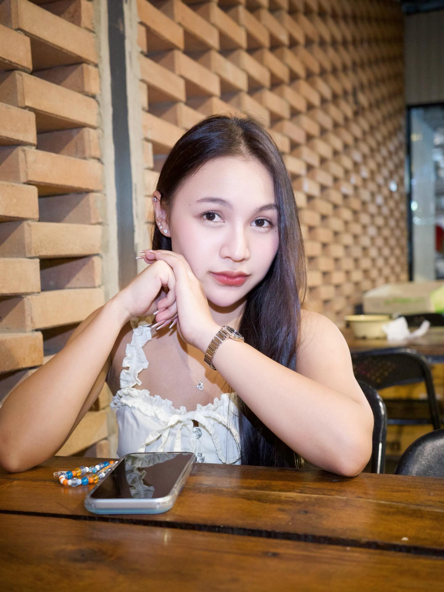 ลิลลี่ - นารีนาท เชื้อแหลม