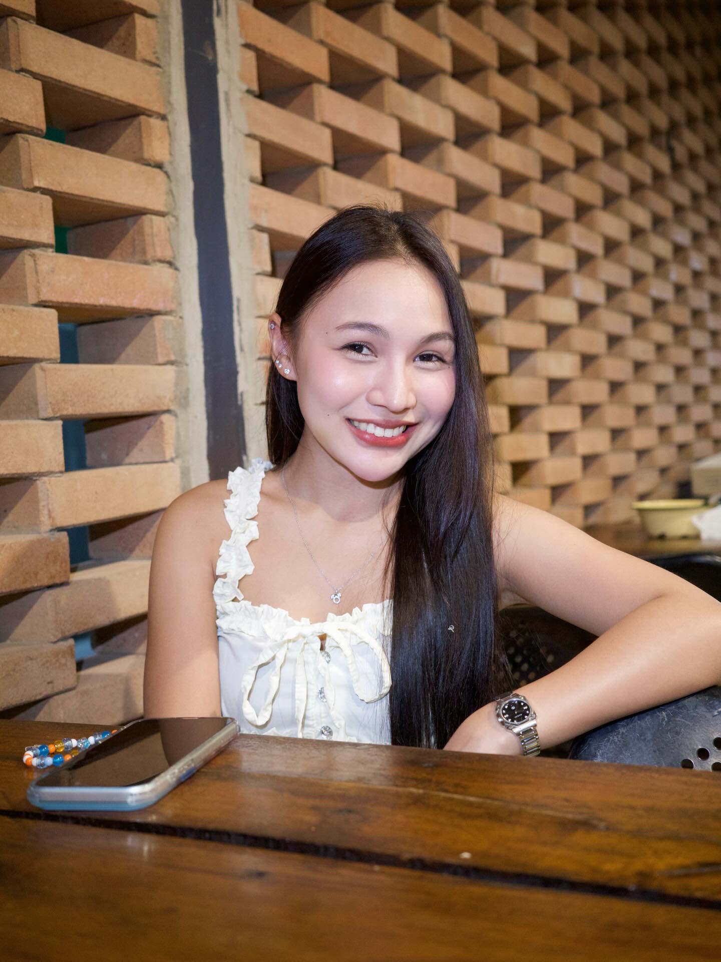 ลิลลี่ - นารีนาท เชื้อแหลม