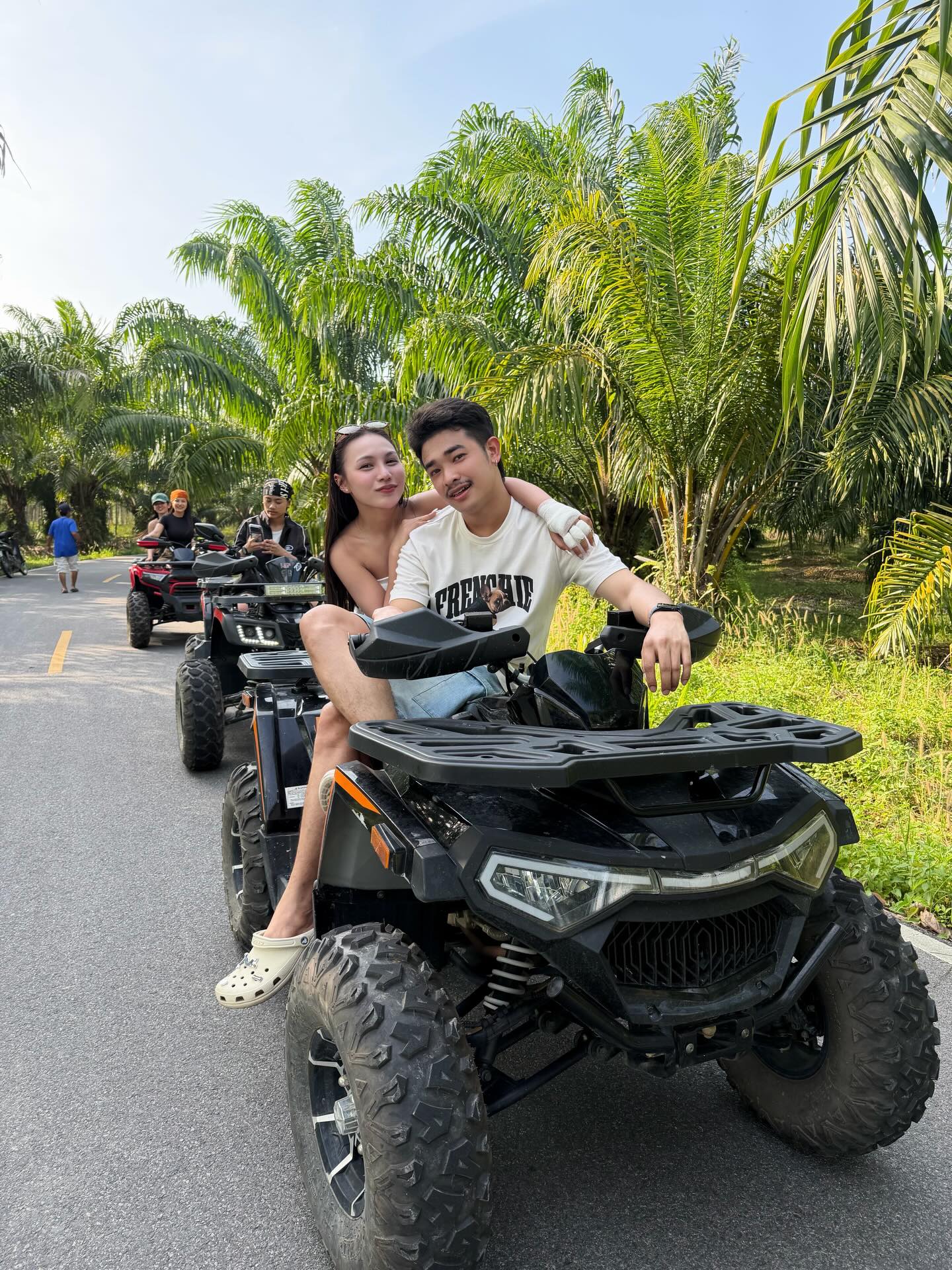 ลิลลี่ - นารีนาท เชื้อแหลม