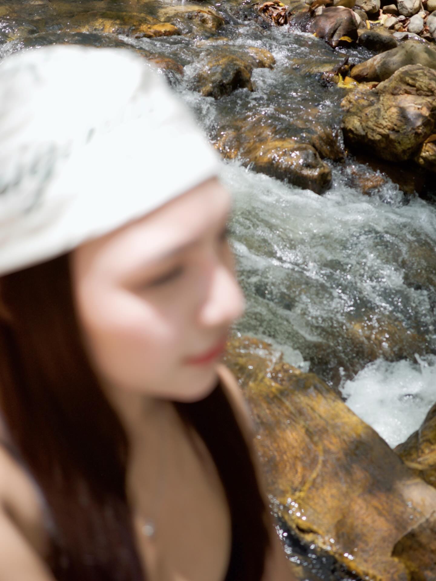 ลิลลี่ - นารีนาท เชื้อแหลม