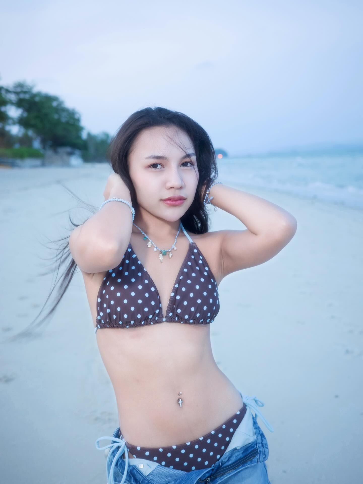 ลิลลี่ - นารีนาท เชื้อแหลม