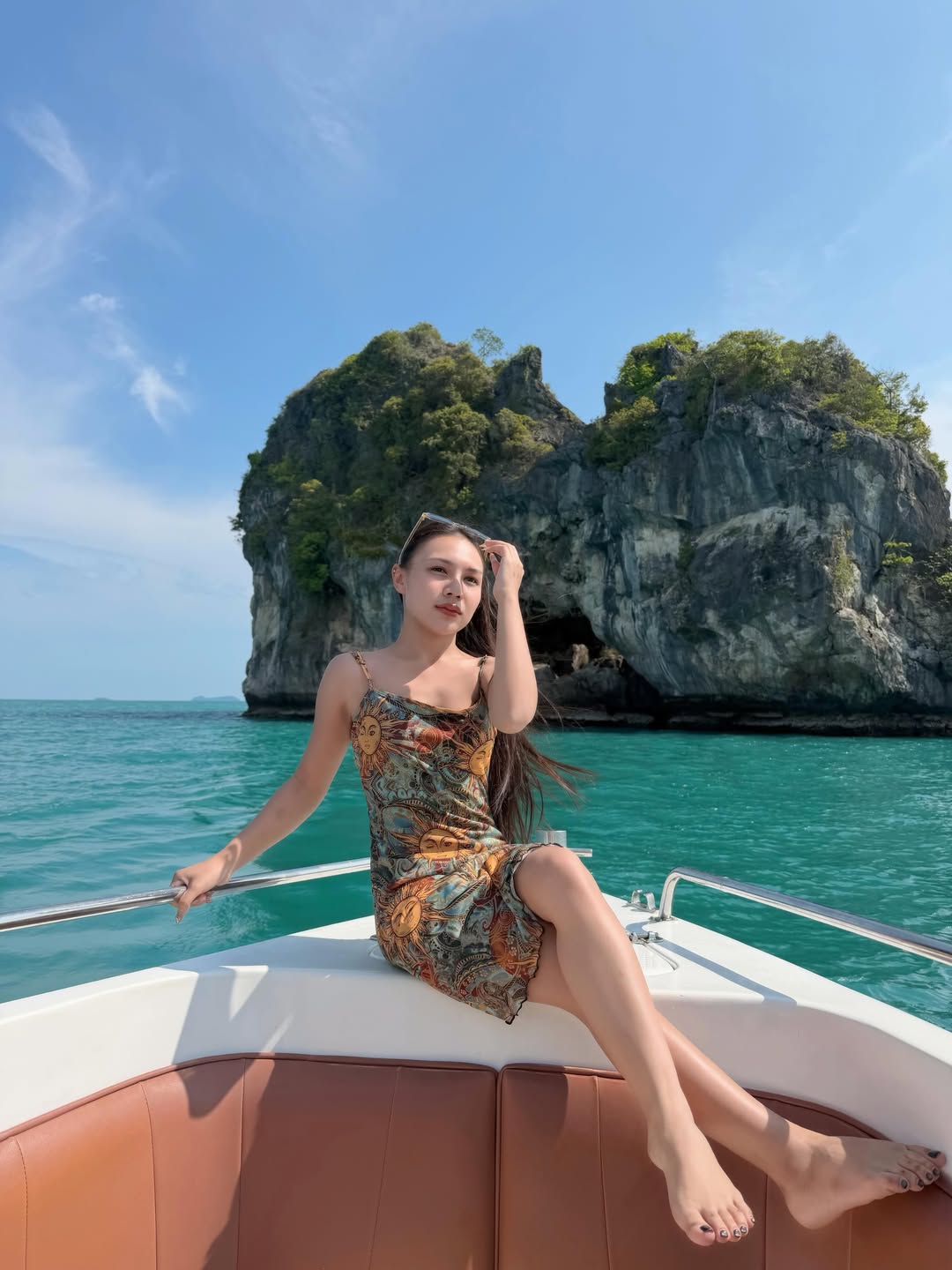 ลิลลี่ - นารีนาท เชื้อแหลม
