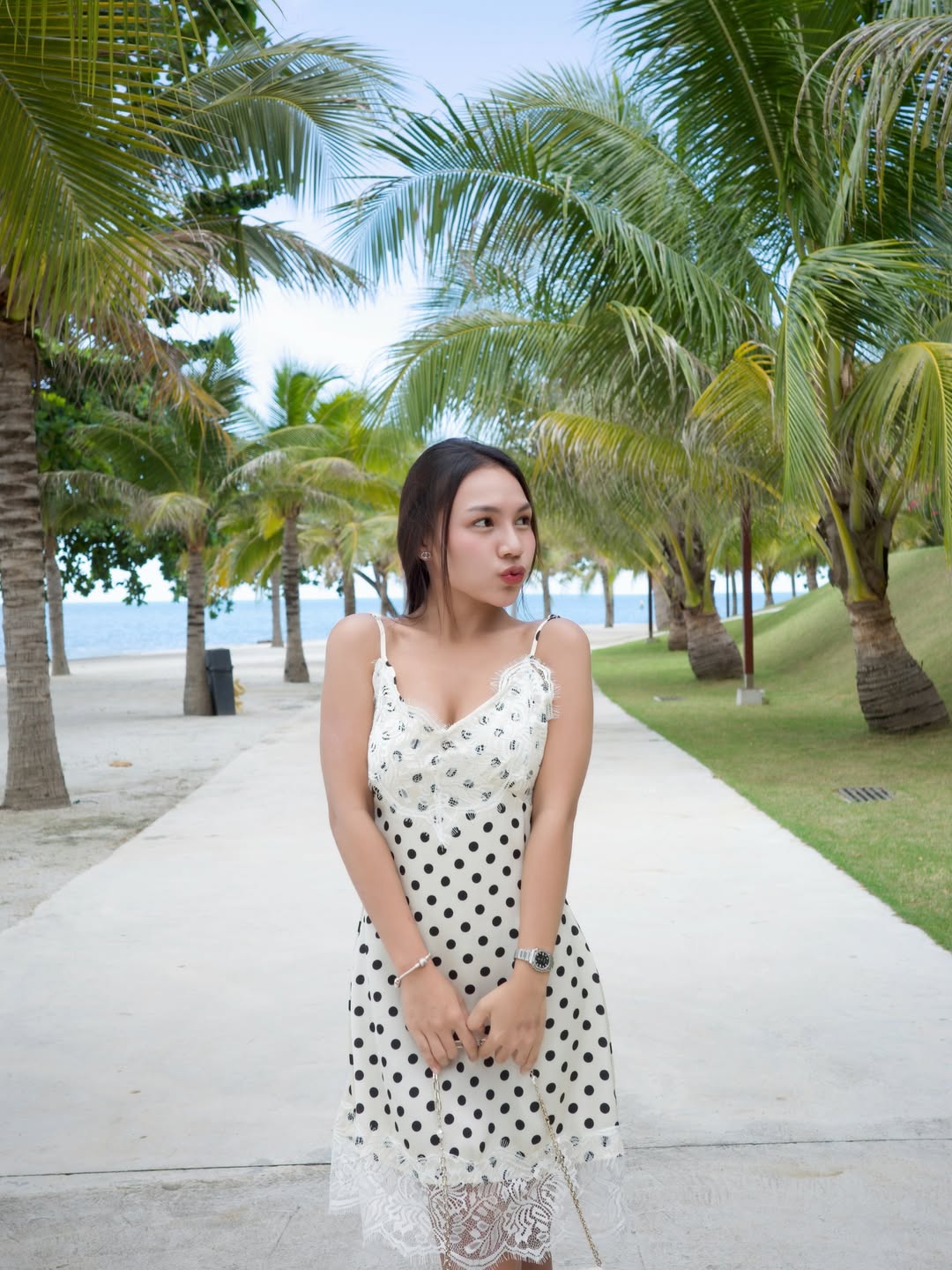 ลิลลี่ - นารีนาท เชื้อแหลม