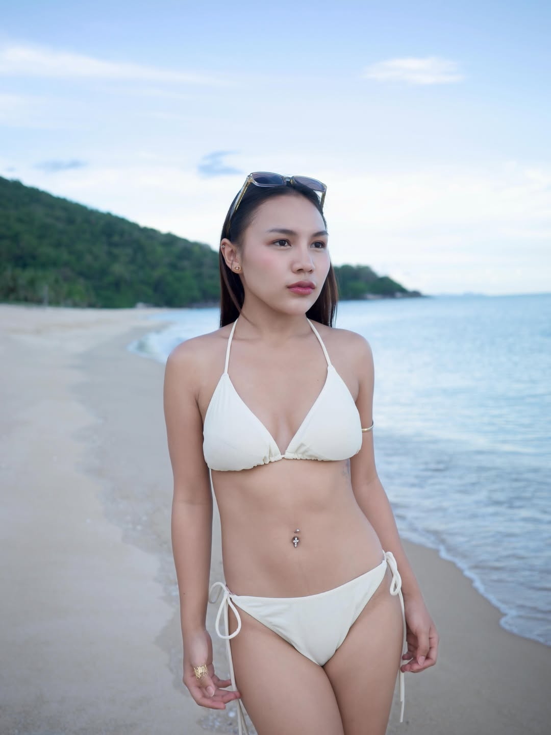 ลิลลี่ - นารีนาท เชื้อแหลม