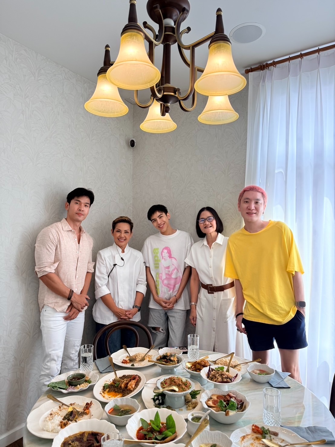 ต้น - ธนษิต จตุรภุช