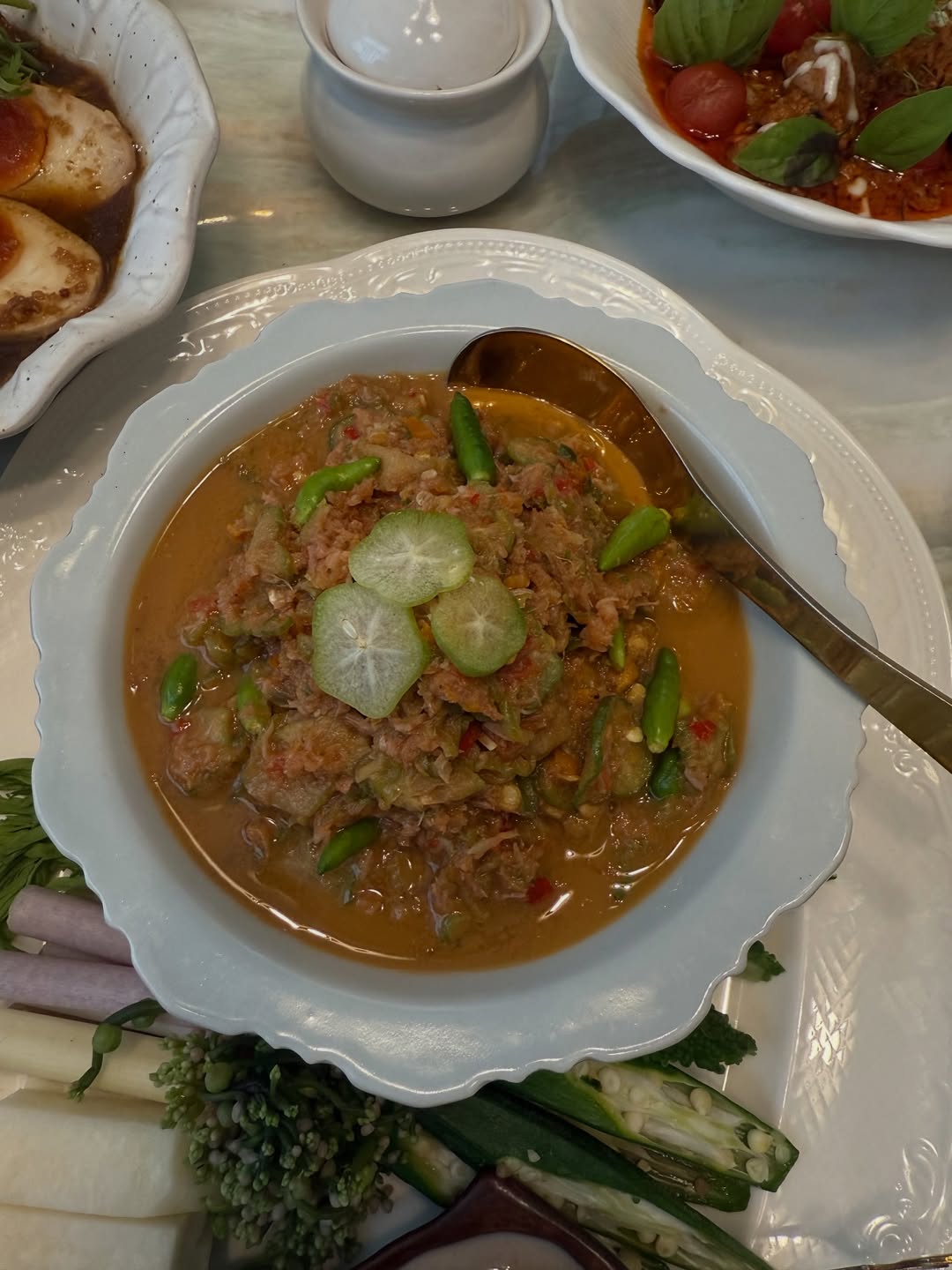 ต้น - ธนษิต จตุรภุช