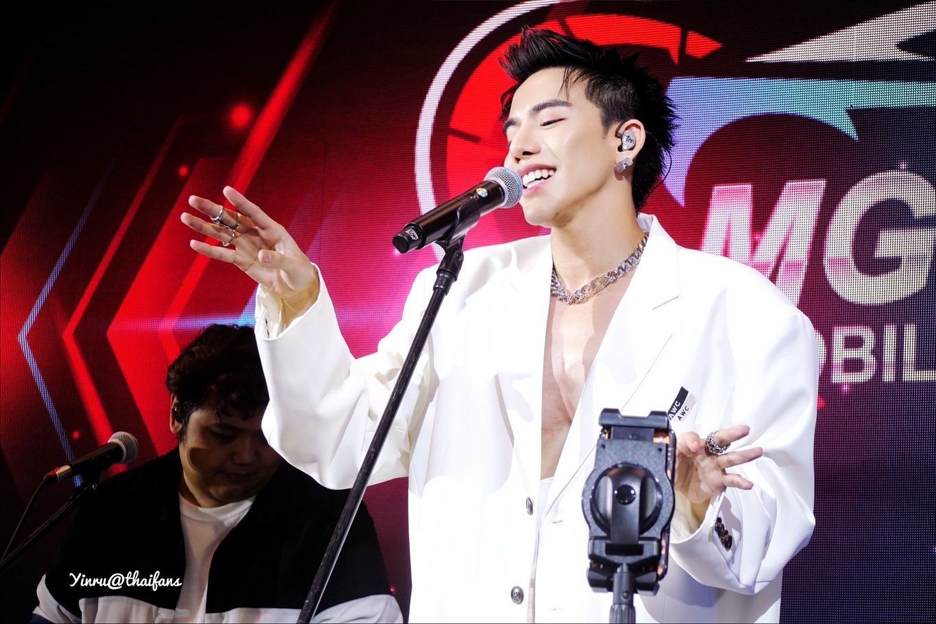 ต้น - ธนษิต จตุรภุช