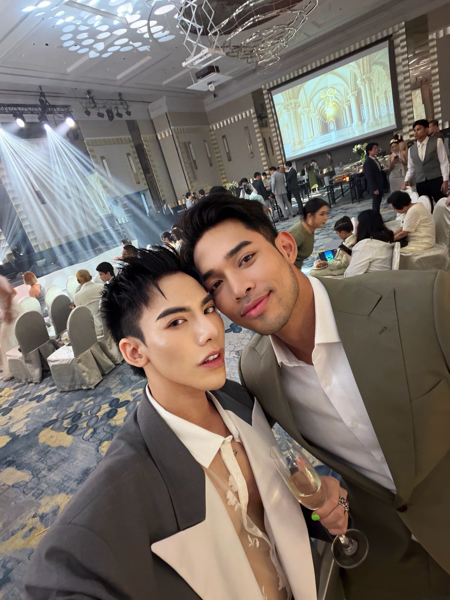 ต้น - ธนษิต จตุรภุช